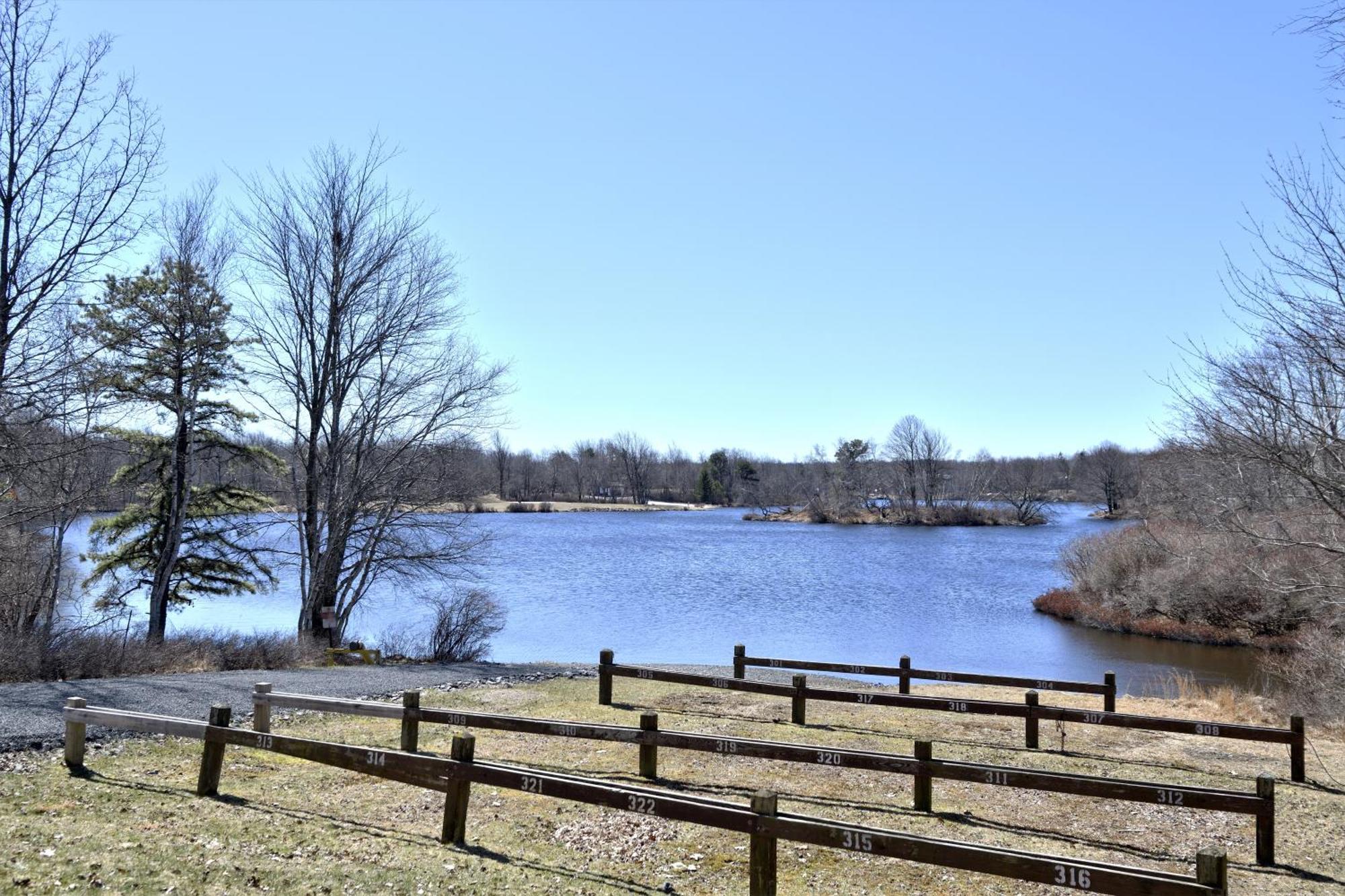 Lakehouse *Hottub*Jacuzzi*Firepit*Bbq*Pool Long Pond Екстер'єр фото